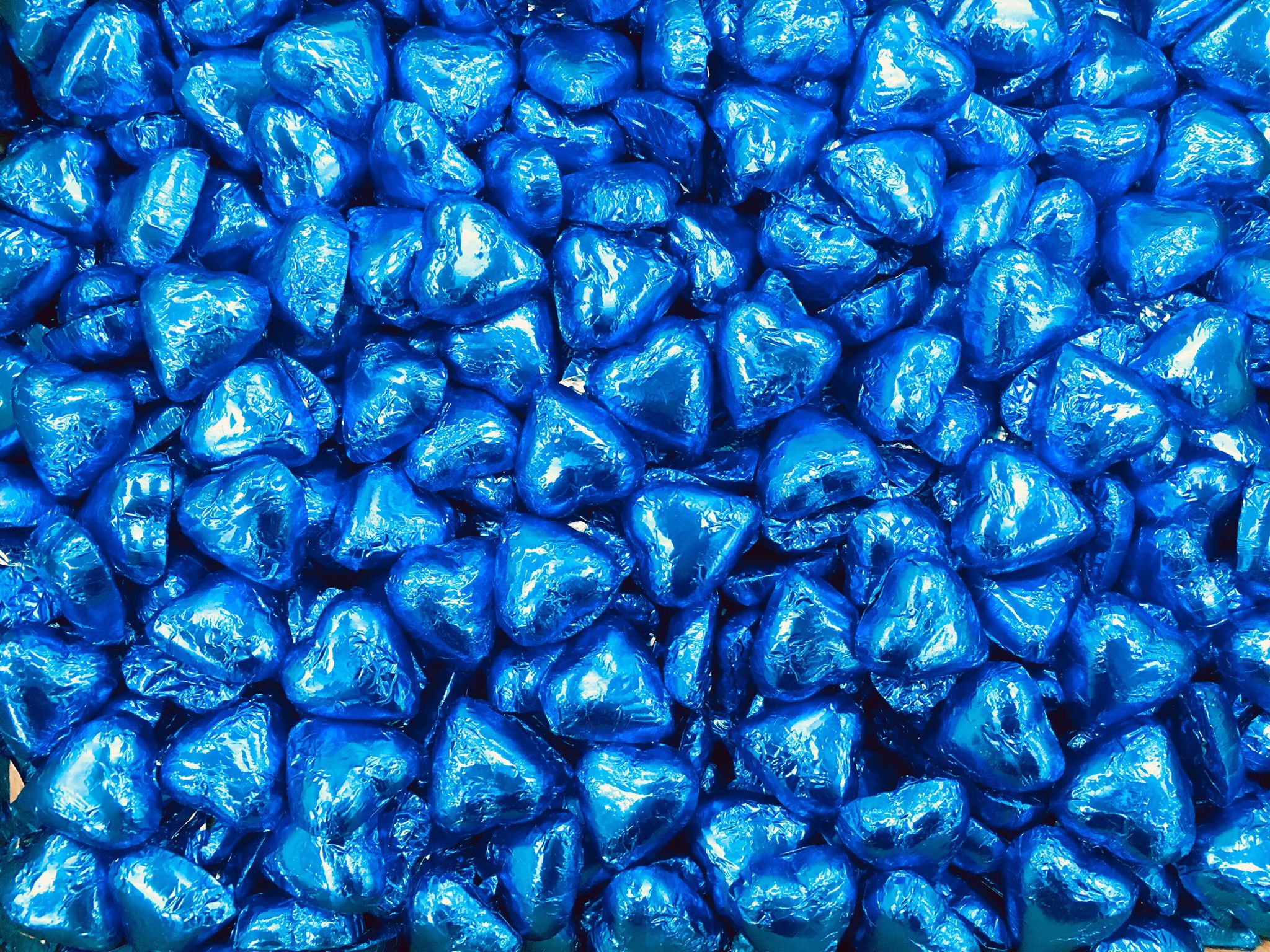 Pauls Chocolates Blue Milk Chocolate Hearts – Tom's Confectionery