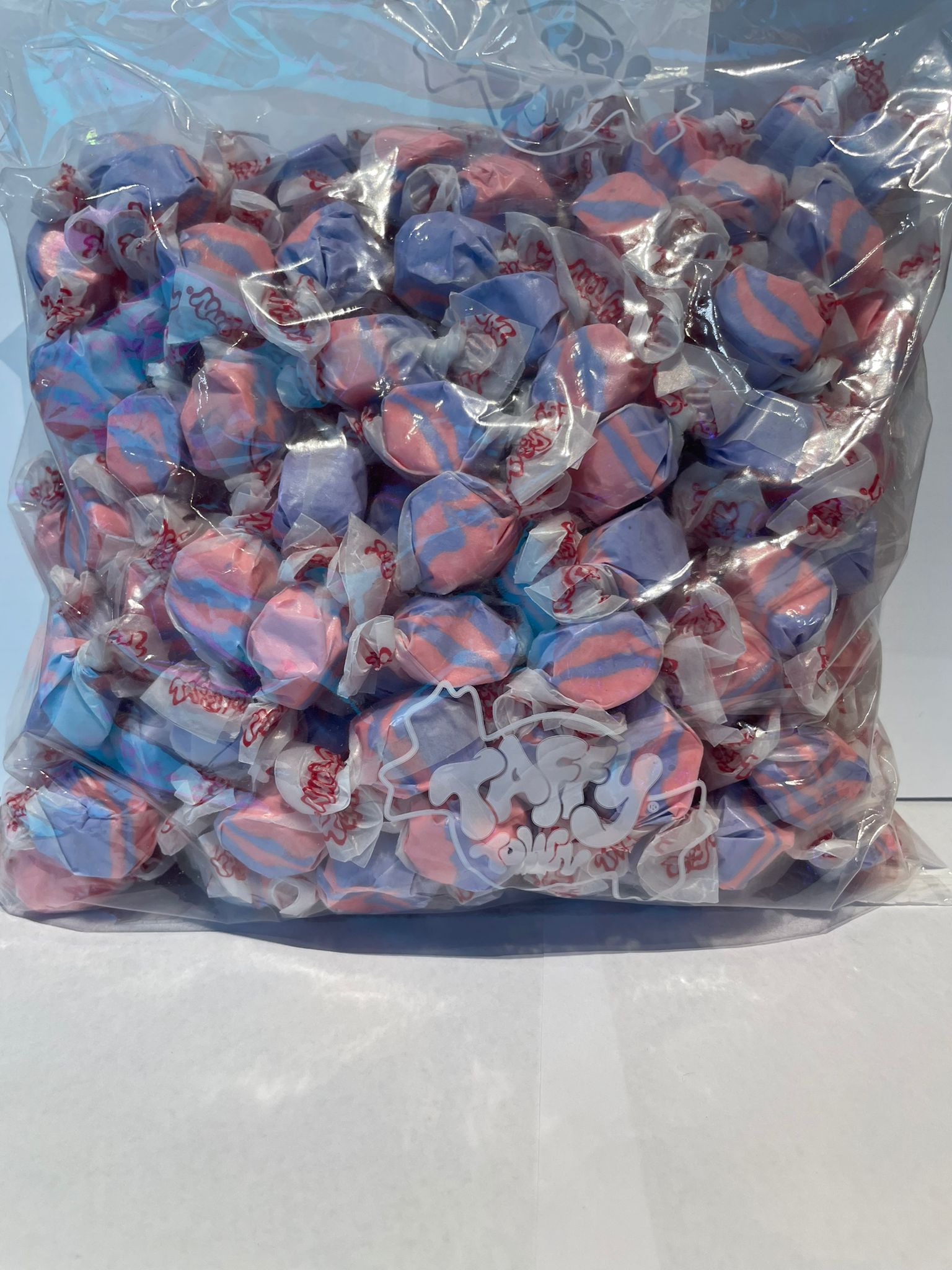 Taffy Town Tropical Punch 1.13kg – Tom's Confectionery Warehouse