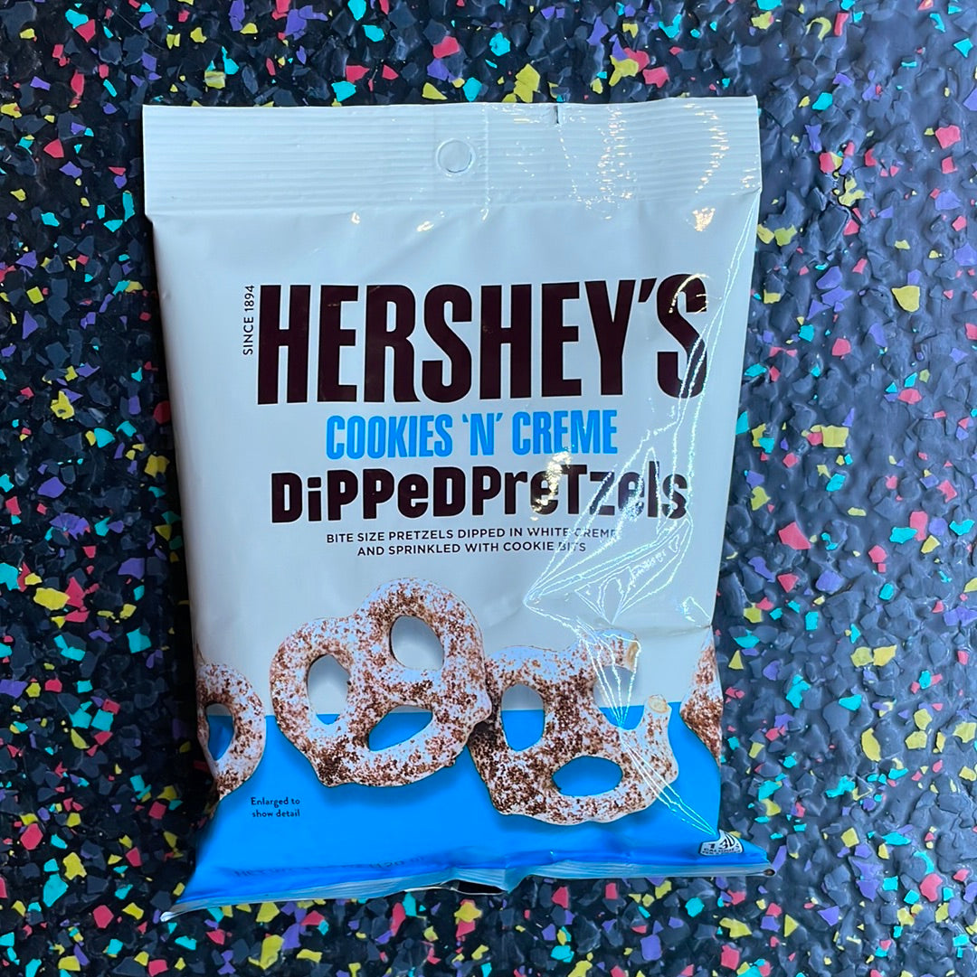 Hershey's Cookies 'n' Creme Dipped Pretzels 120g